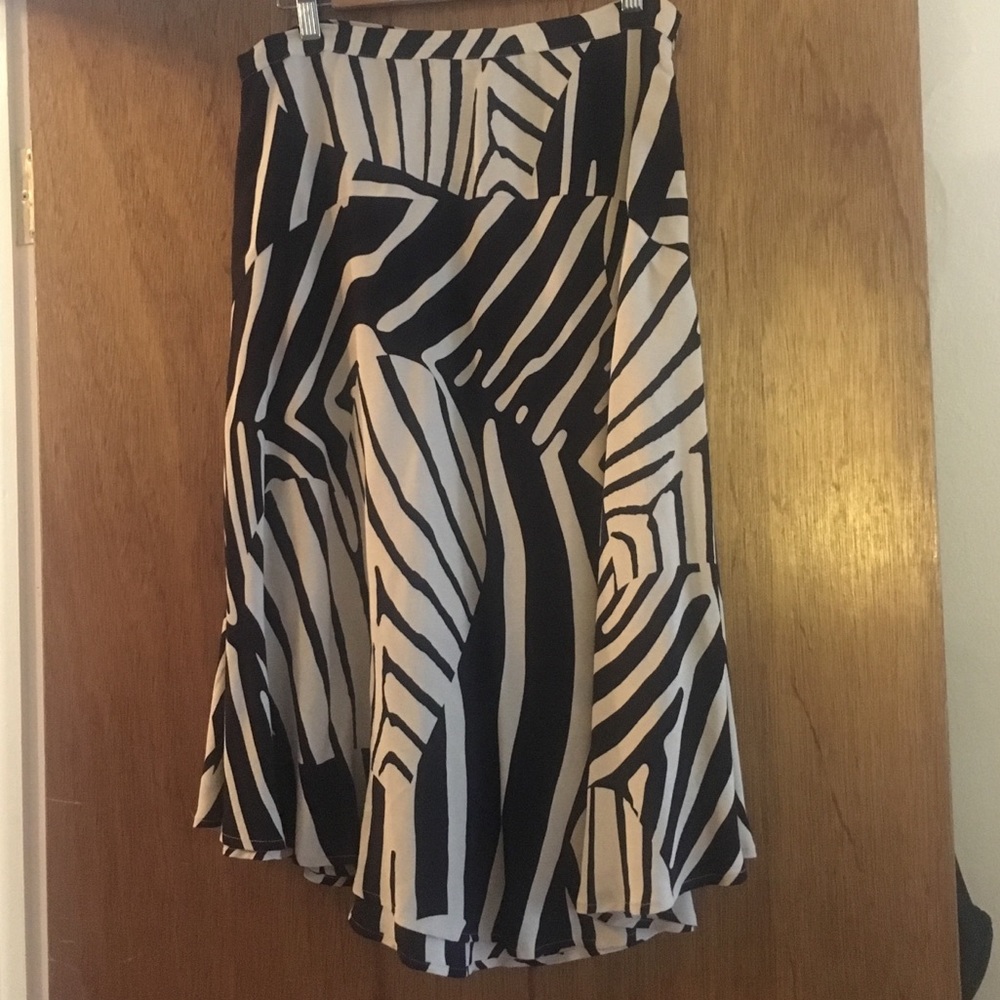 Anthropologie white and navy skirt